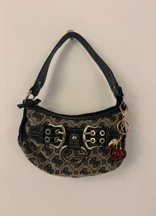 Sac à main Guess vintage full monogramme 80's - modelé retro, marque: GUESS, état: Très bon état, 75,00 €, 79,45 € Protection acheteurs incluse