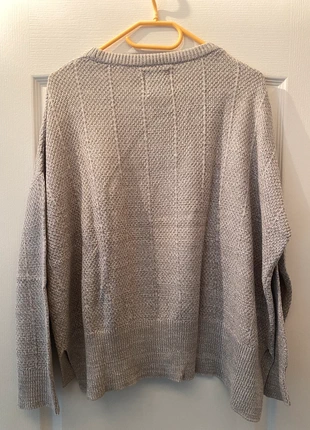 Pull en maille gris, marke: Pull & Bear, zustand: Sehr gut, größe: L / 40 / 12, 3,00 €, 3,85 € inklusive Vinted-Käuferschutz