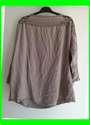 289. Blouse taupe dentelle T42 femme, état: Très bon état, taille: XL / 42 / 14, 5,00 €, 5,95 € Protection acheteurs (Pro) incluse