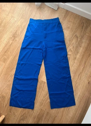Pantalon femme, marque: Zara, état: Très bon état, taille: XS / 34 / 6, 5,00 €, 5,95 € Protection acheteurs incluse