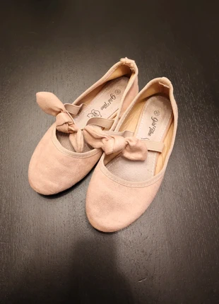 Ballerines roses, merk: Girl Time, staat: Veelgebruikt, maat: 30, € 1,00, € 1,75 inclusief Kopersbescherming