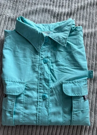 Chemise Columbia taille M en très bon état chemise 18, brand: Columbia, condizioni: Ottime, taglia: M, €8.00, €9.10 include la Protezione acquisti