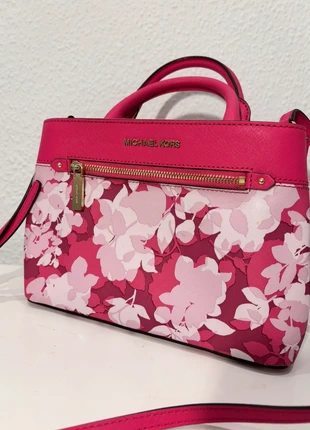 Michael Kors Handtasche Floral Pink, marque: Michael Kors, état: Très bon état, 79,00 €, 83,65 € Protection acheteurs incluse