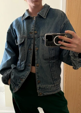 vintage LOIS oversized denim jacket – distressed / worn condition, condition: Satisfactory, size: M / 10, £28.00, £30.10 includes Buyer Protection