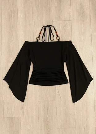 Top noir épaules dénudées à manches évasées style bohème / gothique, marca: Noir, estado: Muito bom, tamanho: S / 36 / 8, €39.00, €41.65 inclui Proteção do Comprador