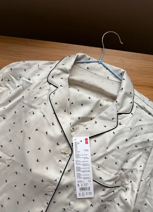 Uniqlo Women’s Satin Pyjamas – Size S, Brand New!, marque: Uniqlo, état: Neuf avec étiquette, taille: S / 36 / 8, 33,00 €, 35,35 € Protection acheteurs incluse