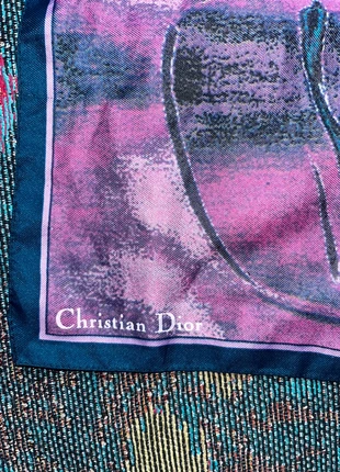 Carré Dior violet Poison, brand: Dior, condition: Very good, €10.00, €11.20 includes Buyer Protection