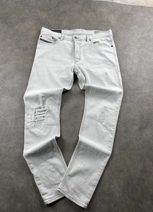 Jean slim blanc style déchiré Diesel Tepphar W33 L32 homme - PAN1664, marque: Diesel, état: Très bon état, taille: W33 | FR 42, 19,99 €, 21,69 € Protection acheteurs (Pro) incluse
