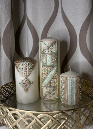 Set 3 kaarsen, merk: Set, staat: Nieuw met prijskaartje, € 35,00, € 37,45 inclusief Kopersbescherming