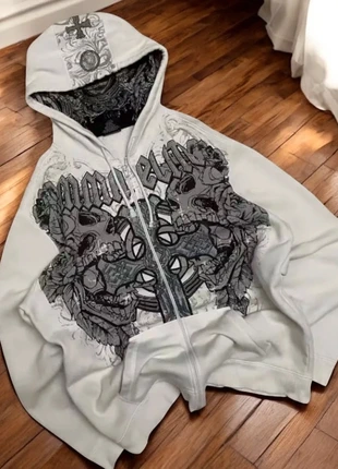 Hoodie blanc Y2K imprimé tribal goth, brand: y2k, condizioni: Ottime, taglia: L, €49.90, €53.10 include la Protezione acquisti