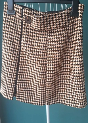 Tweed mini skirt, brand: Topshop, condition: Very good, size: XS / UK 4-6, £2.00, £2.80 includes Buyer Protection