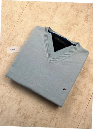 Pull Tommy Hilfiger col V uni - taille XXL - bleu clair - logo brodé, brand: Tommy Hilfiger, condition: Very good, size: XXL, €12.00, €13.30 includes Buyer Protection Pro