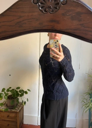 Pull Tommy Hifliger bleu marine, marque: Tommy Hilfiger, état: Très bon état, taille: S / 36 / 8, 10,00 €, 11,20 € Protection acheteurs incluse