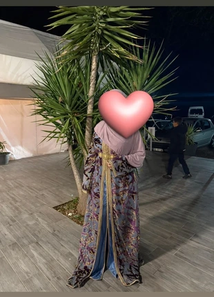 Takchita 1 pièce, état: Très bon état, taille: M / 38 / 10, 50,00 €, 53,20 € Protection acheteurs incluse