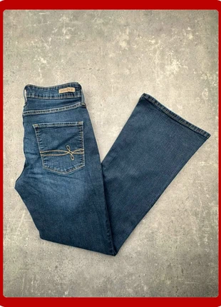 #33 Jean Denizen Levi’s bootcut bleu foncé taille S excellent état tendance Y2K, merk: Levi's, staat: Heel goed, maat: S / 36 / 8, € 20,00, € 21,70 inclusief Kopersbescherming
