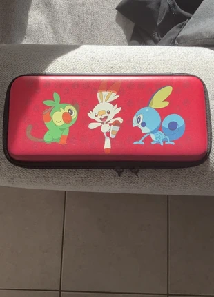 Pokemon nintendo switch, marque: Pokémon, état: Bon état, 5,00 €, 5,95 € Protection acheteurs incluse