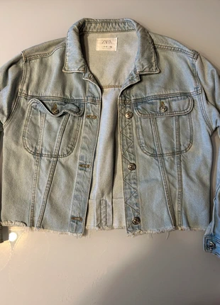 Veste en jeans Zara, brand: Zara, condition: Very good, size: XS / 34 / 6, €6.00, €7.00 includes Buyer Protection