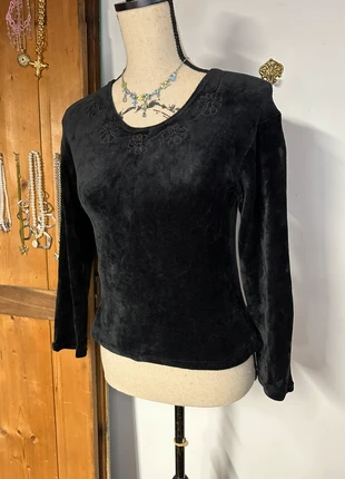 Top manches longues noir en velours à fleurs vintage 90s whimsical taille 1/36, marca: Vintage, estado: Muy bueno, tamaño: S / 36 / 8, 12,00 €, 13,30 € Protección al comprador Pro incluida