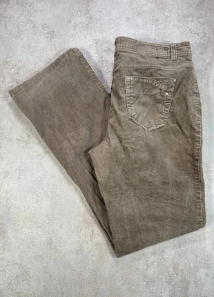 Pantalon Vintage En Velours Côtelé / Corduroy yessica olive corduroy droit taille 44, brand: Vintage Dressing, condizioni: Ottime, taglia: XXL / IT 48 / EU 44, €8.00, €9.10 include la Protezione acquisti Pro