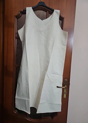 Camicia da notte vintage in lino puro ricamata a
mano, marca: Vintage Dressing, estado: Nuevo sin etiquetas, tamaño: Talla única, 15,00 €, 16,45 € Protección al comprador incluida