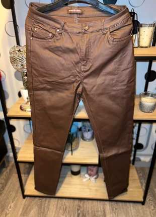 Pantalon Similicuir marron, marque: Boutique indépendante, état: Très bon état, taille: L / 40 / 12, 7,50 €, 8,58 € Protection acheteurs incluse