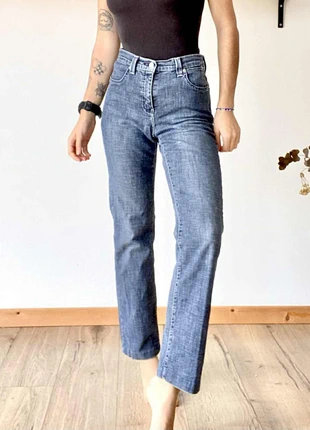 Jean Lois en taille 26 - Très bon état, marke: Lois, zustand: Sehr gut, größe: S / 36 / 8, 15,80 €, 17,29 € beinhaltet Vinted-Käuferschutz Pro