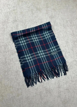 Écharpe Burberry bleu marine, merk: Burberry, staat: Heel goed, € 45,00, € 47,95 inclusief Kopersbescherming Pro