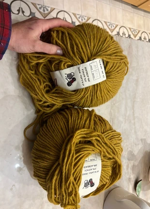 Deux 2 X200 gr grandes pelottes de laine alpaka doux, marque: LAINE, état: Neuf avec étiquette, 30,00 €, 32,20 € Protection acheteurs incluse