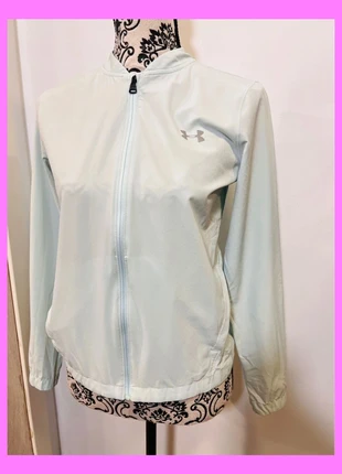 Chaqueta running cortavientos underarmour xs, marque: Under Armour, état: Très bon état, taille: XS / 34 / 6, 15,95 €, 17,45 € Protection acheteurs incluse