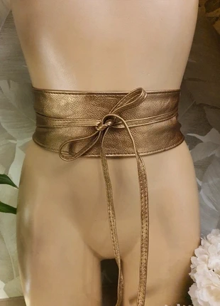 Ceinture Obi simili cuir bronze doré, état: Très bon état, taille: Ajustable, 9,00 €, 10,15 € Protection acheteurs (Pro) incluse