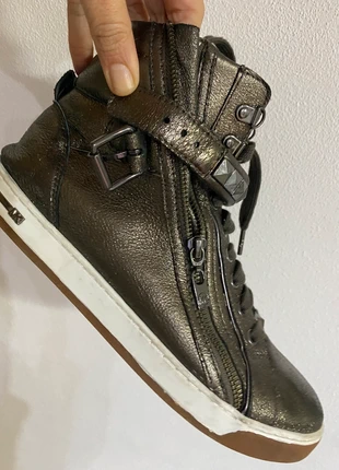 Snikers alte pelle Michael kors no box, marque: Michael Kors, état: Très bon état, taille: 41, 30,00 €, 32,20 € Protection acheteurs incluse