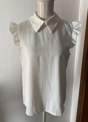 Blouse avec col et volants aux emmanchures Shein taille 36, marque: Shein, état: Très bon état, taille: S / 36 / 8, 7,00 €, 8,05 € Protection acheteurs incluse