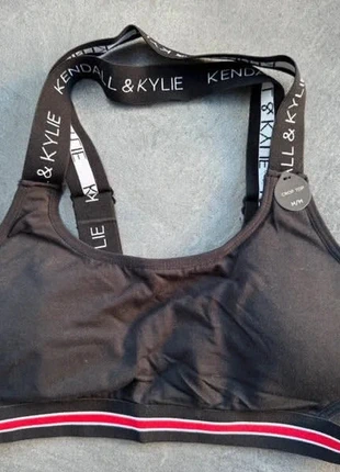 Crop Top Kendall & Kylie noir taille M Brassière, brand: Kendall + Kylie, condition: Very good, size: M, €6.00, €7.00 includes Buyer Protection Pro
