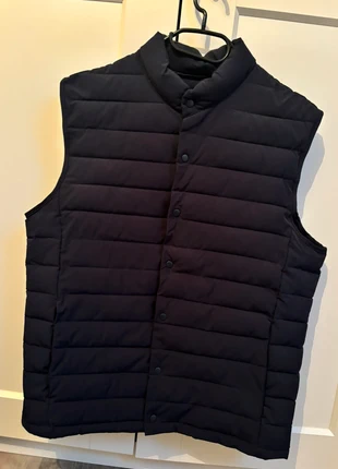 Doudoune sans manche homme Zara, marque: Zara, état: Bon état, taille: L, 10,00 €, 11,20 € Protection acheteurs incluse