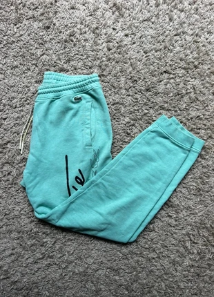 Jogging de sport Lacoste Vert / Vert pomme / Menthe, marque: Lacoste, état: Très bon état, taille: M, 29,99 €, 32,19 € Protection acheteurs (Pro) incluse