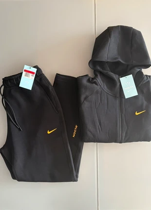Ensemble Nike X Nocta tech, merk: Nike x Nocta, staat: Nieuw met prijskaartje, maat: M, € 120,00, € 126,70 inclusief Kopersbescherming