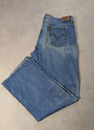 Jean Levi's 515 boot cut FR44 / L26JL1884, marke: Levi's, zustand: Sehr gut, größe: XXL / 44 / 16, 22,90 €, 24,75 € beinhaltet Vinted-Käuferschutz Pro