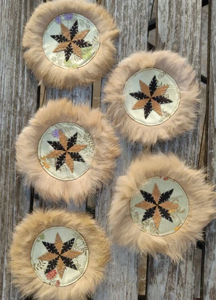 5 grands patchs ronds à coudre fourrure (1), marque: misscoupons17, état: Neuf sans étiquette, 5,00 €, 5,95 € Protection acheteurs incluse