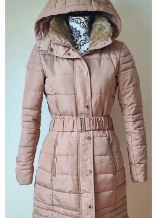 Doudoune mi longue Camaïeu beige à capuche et col fourrure taille 34 XS 💝, marque: Camaïeu, état: Neuf sans étiquette, taille: XS / 34 / 6, 45,00 €, 47,95 € Protection acheteurs incluse