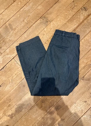 Pantalon en toile gris chic mango taille 34 très bon état, brand: Mango, condizioni: Ottime, taglia: XS / IT 38 / EU 34, €10.00, €11.20 include la Protezione acquisti