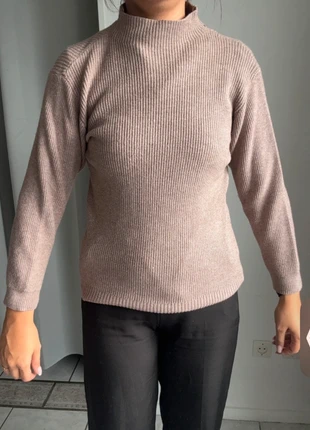 Pull couleur vieux rose avec col montant, brand: OutfitBook, condition: Very good, size: M / 38 / 10, €12.00, €13.30 includes Buyer Protection