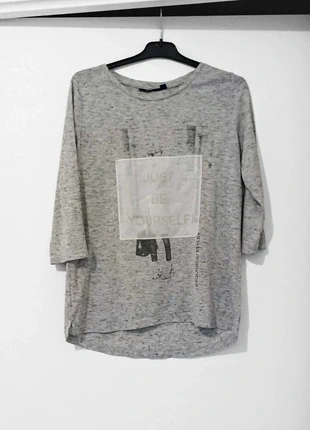 T-shirt manches 3/4 femme - Gris et blanc - Taille M - Kiabi, marque: Kiabi, état: Très bon état, taille: M / 38 / 10, 6,00 €, 7,00 € Protection acheteurs incluse