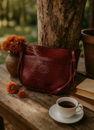 Sac bandoulière vintage effet croco bordeaux, brand: Vintage Dressing, condition: Very good, €15.00, €16.45 includes Buyer Protection Pro