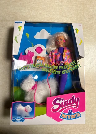 Sindy et Trotti trotta, marque: Hasbro, état: Neuf avec étiquette, taille: 3 ans / 98 cm, 60,00 €, 63,70 € Protection acheteurs incluse