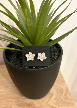 Boucles d'oreilles clous Fleur de Cerisier / Sakura, merk: PAS, staat: Heel goed, € 1,40, € 2,17 inclusief Kopersbescherming