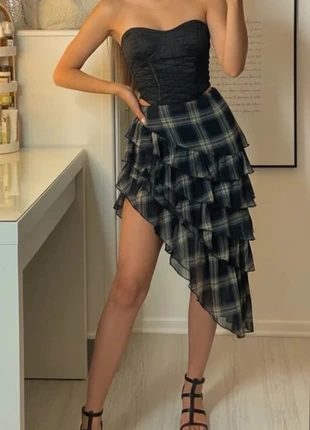 Jupe asymétrique à volants et carreaux taille S, marca: Vintage Dressing, estado: Muy bueno, tamaño: S / 36 / 8, 69,00 €, 73,15 € Protección al comprador Pro incluida