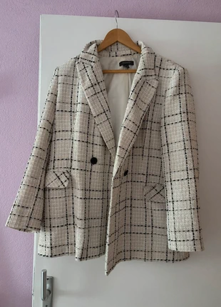 Mooie geruite blazer, merk: Primark, staat: Goed, maat: XXXL / 46 / 18, € 7,50, € 8,58 inclusief Kopersbescherming