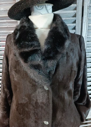 Manteau Vintage fausse fourrure, marque: Vintage, état: Très bon état, taille: M / 38 / 10, 8,00 €, 9,10 € Protection acheteurs incluse