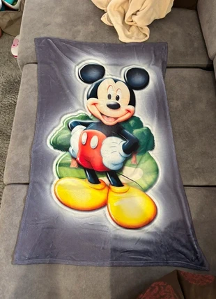 Plaid Mickey Mouse, marque: Disney, état: Neuf sans étiquette, 10,00 €, 11,20 € Protection acheteurs incluse