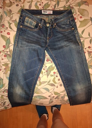 Jeans donna, marque: FRUTTA, état: Neuf sans étiquette, taille: S / 36 / 8, 20,00 €, 21,70 € Protection acheteurs incluse